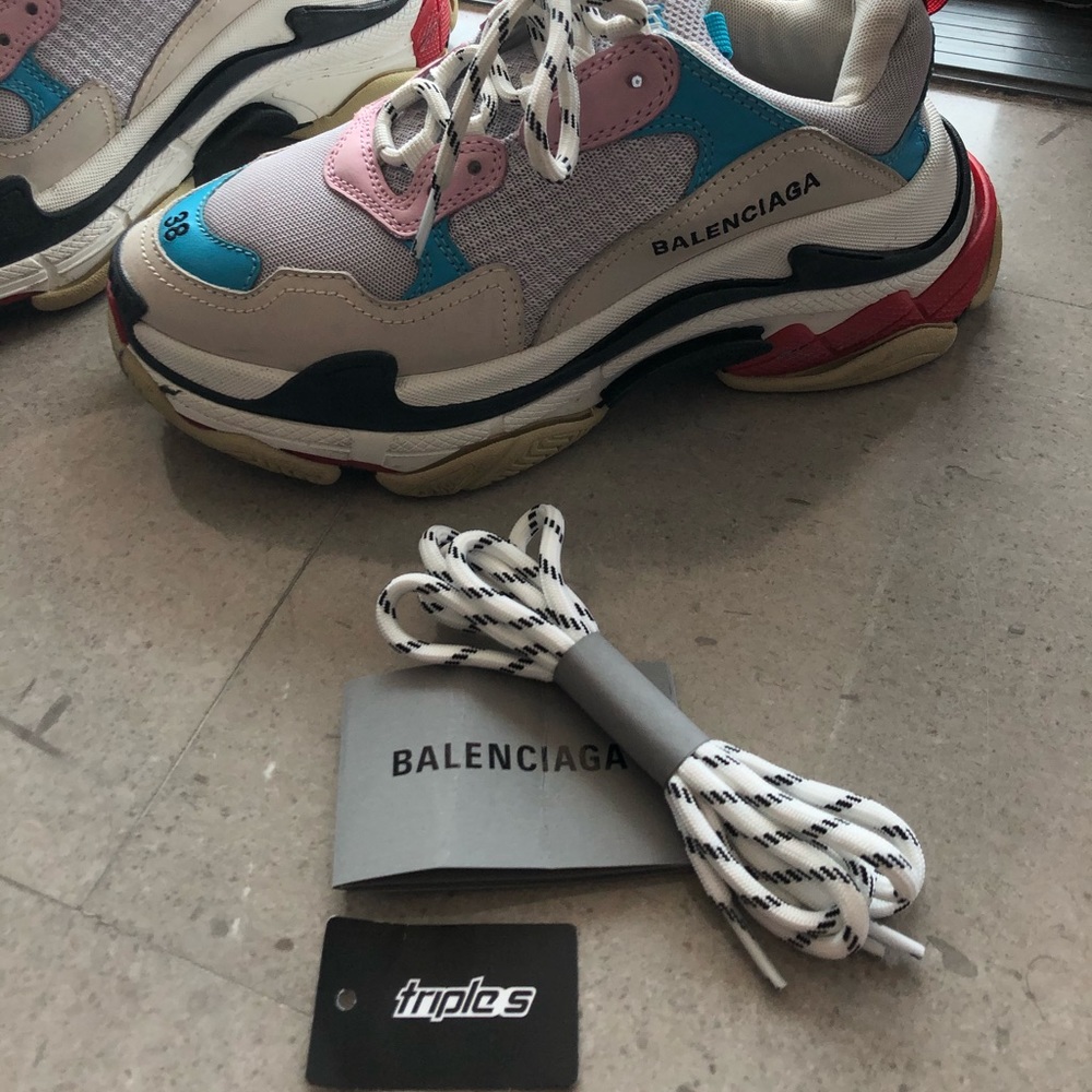 Balenciaga triple s sneaker